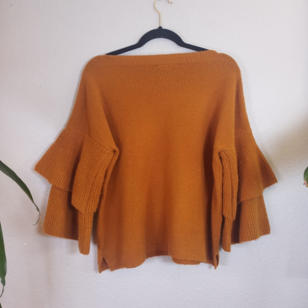 Madewell Bohemian Boatneck Flutter Tiered Dolman Sleeve Fuzzy Soft Knit Sweater - Picture 5 of 7